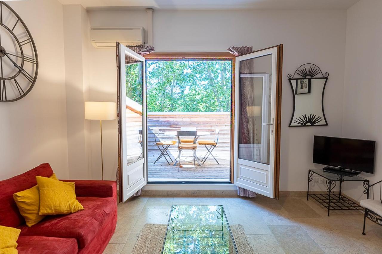 Mas De Capelou Bed & Breakfast Avignon Exterior foto